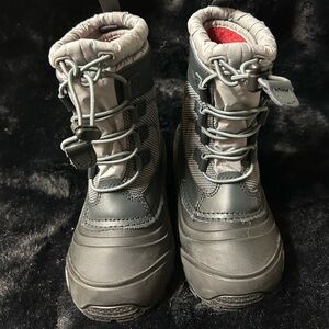 The North Face Kids Gray and Black Winter Boots